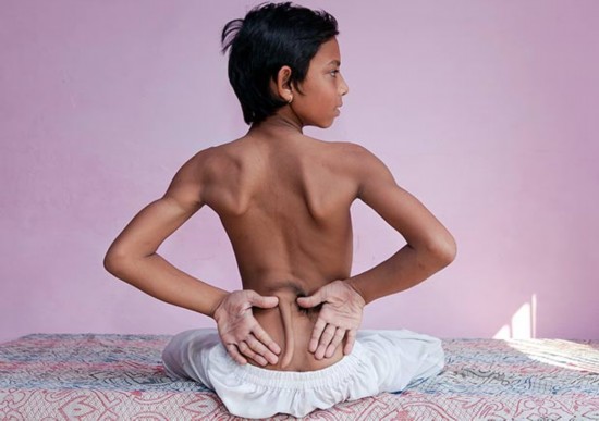 byb.cn 印度12歲男孩巴臘吉